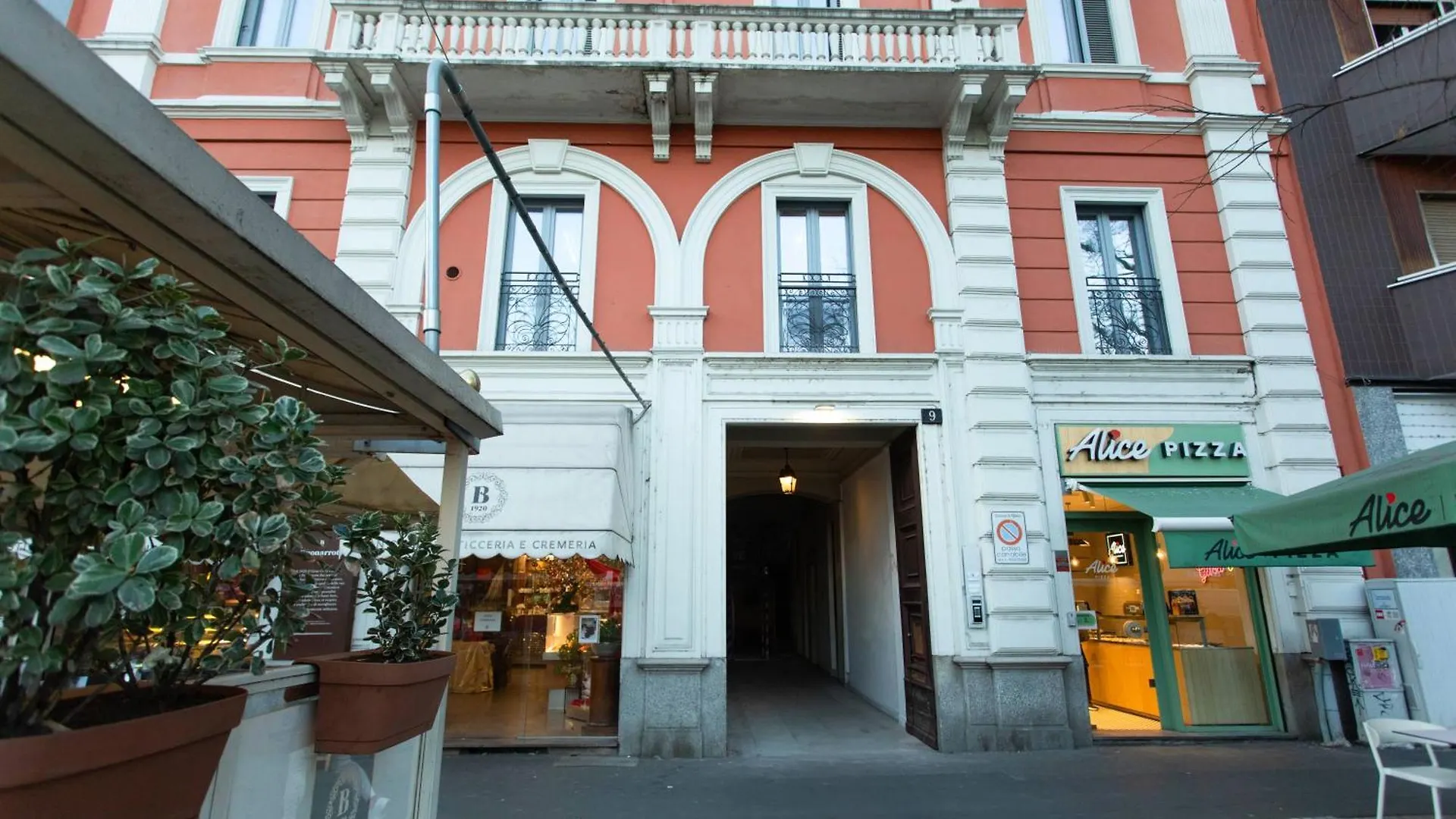 Easylife - Eleganza E Comodita In Citylife Mailand Apartment